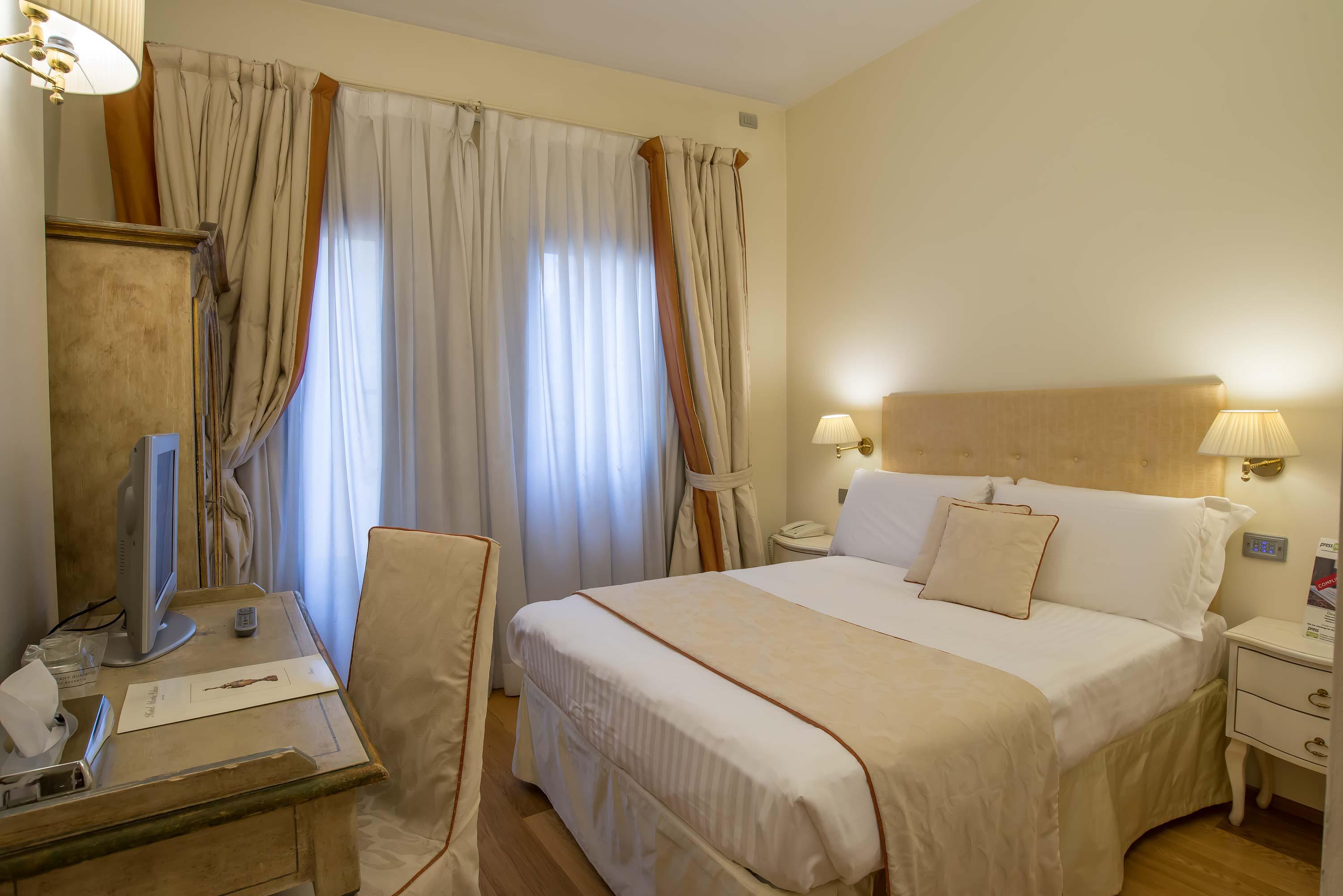 Hotel Atlantic Palace Florence Buitenkant foto